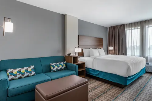 MainStay Suites Waukee-West des Moines Hotels in Waukee