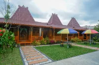 RedDoorz Syariah Near Terminal Mendolo Wonosobo 2 Hotel dekat Indomaret GONDANG KERTEK PARAKAN KM2 -WONOSOBO