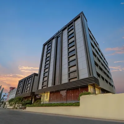 The Fern Residency Aurangabad - Chhatrapati Sambhaji Nagar Hotels near Tomb of Rabia Daurani (Bibi-ka-Maqbara)