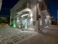 فندق أرغو البوتيكي Hotels near شاطئ بلاكا