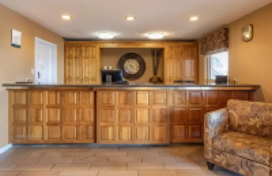 Quality Inn Russellville I-40