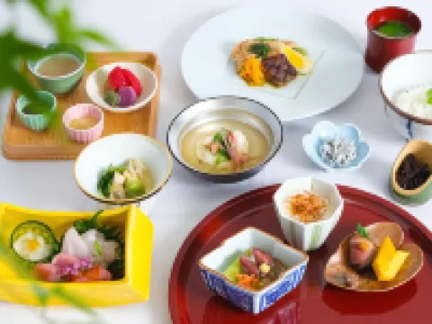 Futsukaichi Hot Spring - Daimaru Besso Hotels in Chikushino