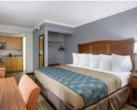 Travelodge by Wyndham Canton/Livonia Area, MI Hotels in Canton