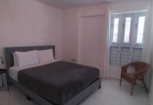 Arecibo Hotel 2105 - Housity