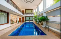 Villa Escape in.