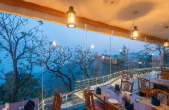 綠色城堡鬱金香旅館