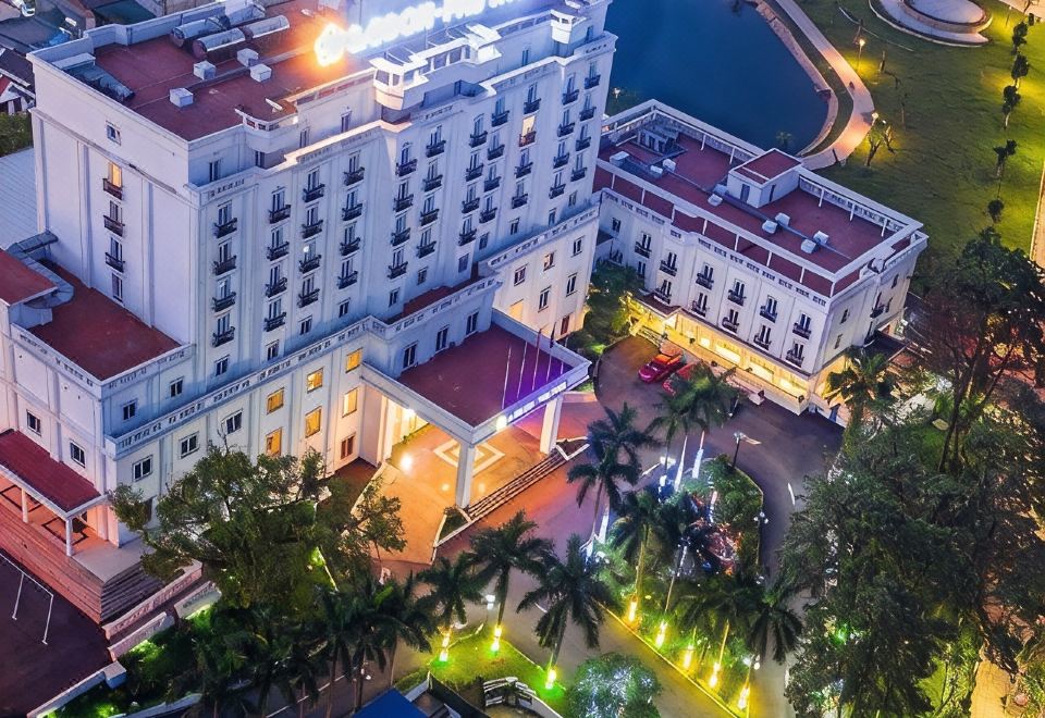 hotel overview picture