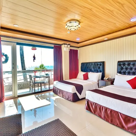 Diamond Water Edge Resort