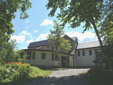 Pension Kaza Отели рядом со станцией JR Nagareyama Onsen station