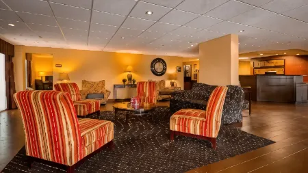 Best Western Plus Parkway Hotel