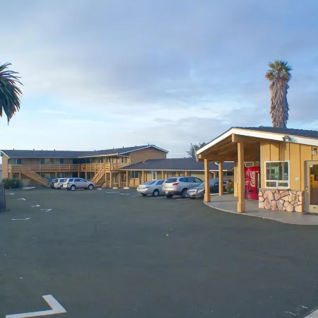Ocean Palms Motel