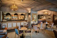 Royal Oak Hotel - 3-Star