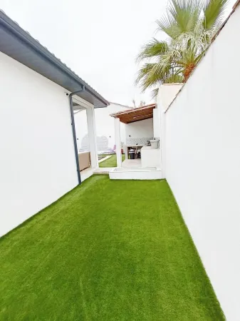 Villa Avec Piscine Sans VIS À VIS Proche DE LA MER