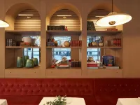 卡塔莉娜英特利爾別墅 中央郵局（Edificio de Correos）附近的飯店