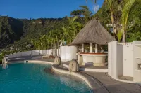 Tzampoc Resort - Pools