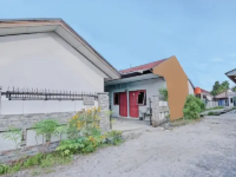 Hotel O Teguh Homestay Syariah Hotels in Kampar Regency