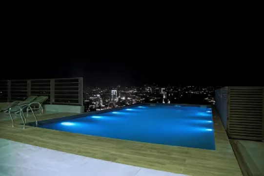 Best Western Premier Hotel Gulberg Lahore Hotel di 