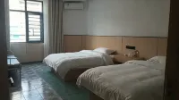 啓雄ホテル（花江バスターミナル）