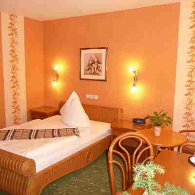 Land-Gut-Hotel Schenkenberger Hof Rooms