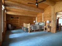 Living Well Lodge with Panoramic Views