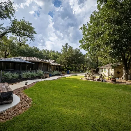 Gruene Country Homestead