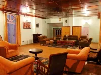 Tree of Life Grand Oak Manor Binsar Hotels in Almora