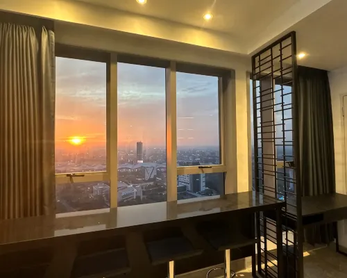 Luxury Sunset View, Branz BSD |Parking & Netflix| Hotels in Pagedangan