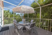Reese's Beach Retreat on beautiful Anna Maria Island