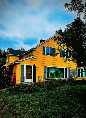 Summerhaven. Spacious & Pet-friendly.