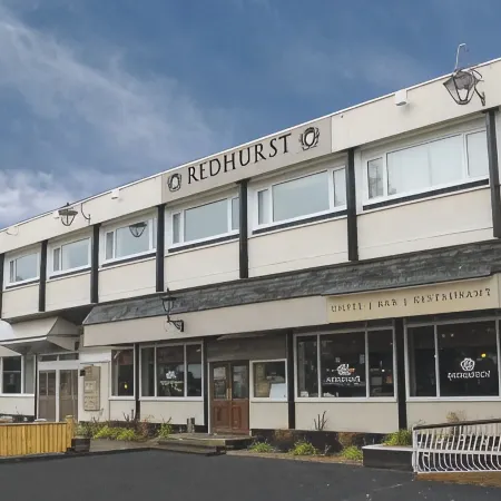 The Redhurst Hotel Glasgow Отели рядом с достопримечательностью «Поместье Поллока»