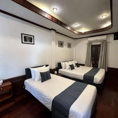 La Maison du Laos Отели рядом с достопримечательностью «Королевский Театр»