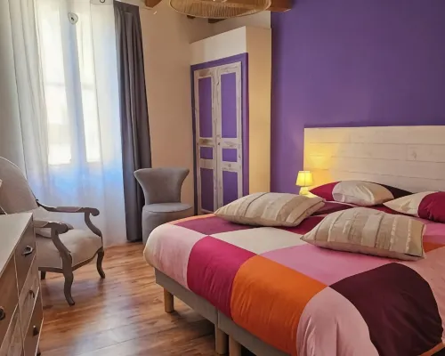 Les Cols du Ventoux - "Col de la Madeleine" apartment in the heart of the village of Bédoin. Hotels in Bedoin