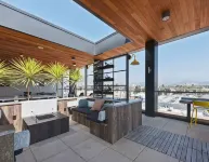 Modern and Lavish apartment