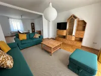 Large apartment in the center of Plön within walking distance to the lake/shops. Children's room
