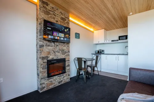 Tekapo Haven with Deck and Stargazing Sky - Hot Springs