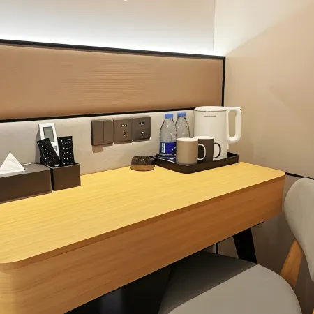 Ningling Jiujiang Business Hotel