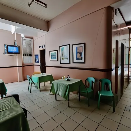 GV Hotel - Masbate Отели в г. Масбэйт