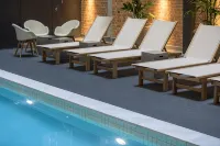 Adina Apartment Hotel Brisbane - Pools
