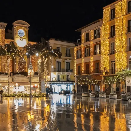 Dreamers' Rooms Sorrento Отели рядом с достопримечательностью «Пьяцца Лауро»