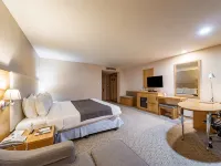 Ramada Songdo Hotel Hotels near Technopark Station
