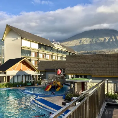 Cahaya Villa Garut Hotels near Rumah Makan Cibiuk