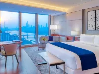 InterContinental Hotels GUANGZHOU EXHIBITION CENTER by IHG Hotels near Redtory