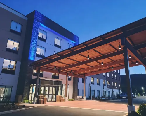 Holiday Inn Express & Suites THE DALLES by IHG Hotels in Wasco County
