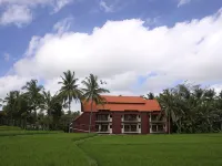 Junjungan Ubud Hotel and Spa Hotels near Andong