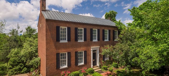 Bourbon Manor Bed & Breakfast Inn Hotele w: Bardstown