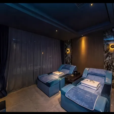 Echarm Hotel (Changsha Yuelu Mountain Fubuhe Subway Station)