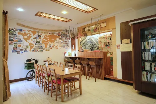 Green Park Homestay - B&B