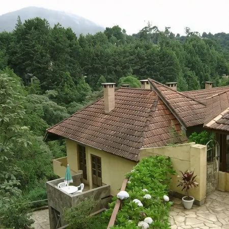 Velinn Hotel Ninho do Falcão