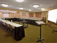 Best Western Plus Kelly Inn  Suites Hotele w: Fargo