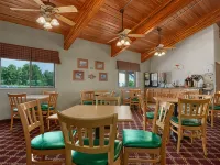 Super 8 by Wyndham St. James Hotels in Saint James